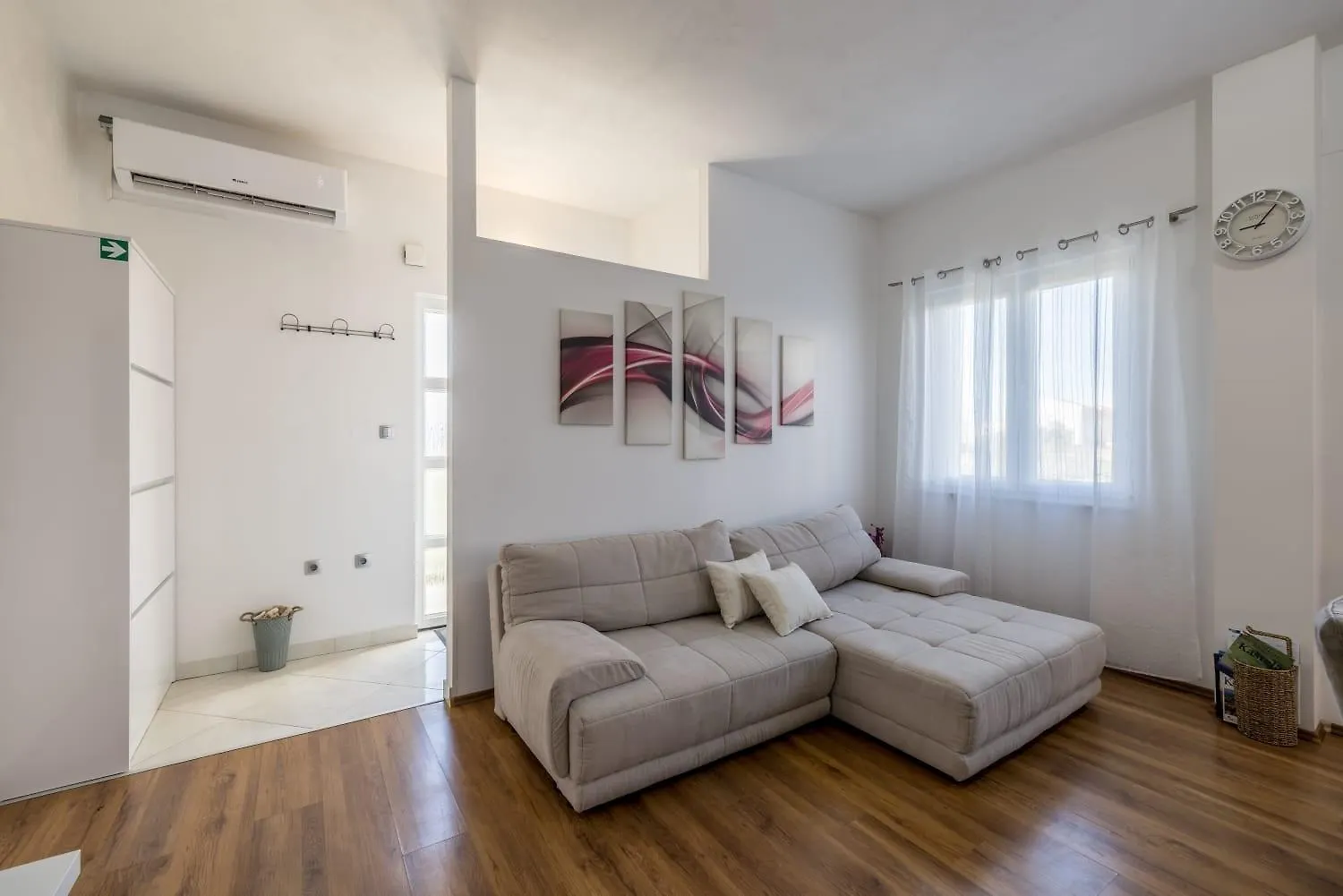 Apartments With A Parking Space Kastel Kambelovac, Kastela - 24198