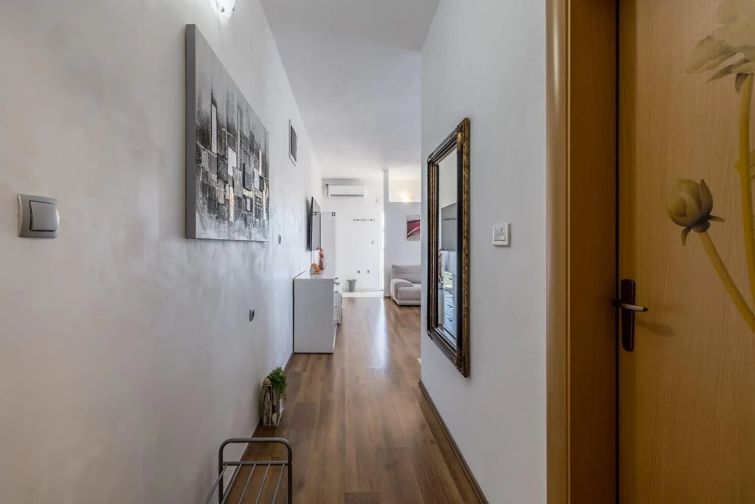 Apartments With A Parking Space Kastel Kambelovac, Kastela - 24198